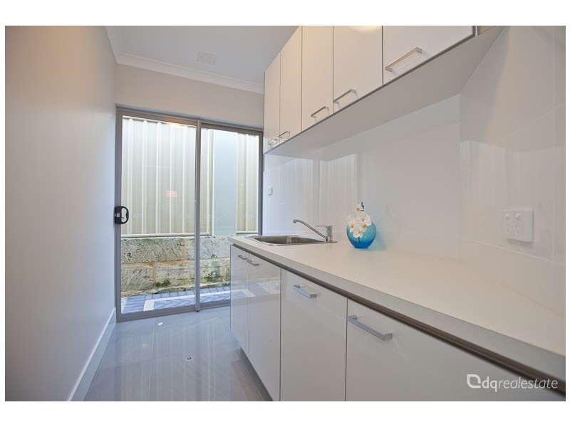 22 Brigantine Drive, Jindalee WA 6036