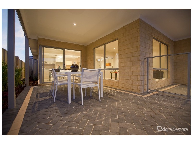 22 Brigantine Drive, Jindalee WA 6036