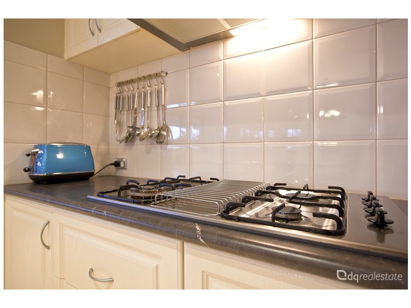 8 Bazille Crescent, Tapping WA 6065