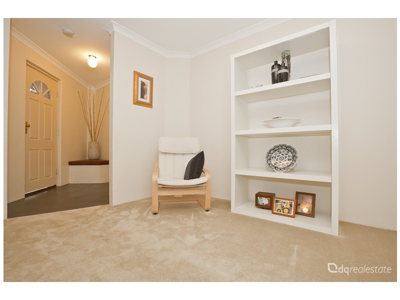 14 Manning Rise, Woodvale WA 6026