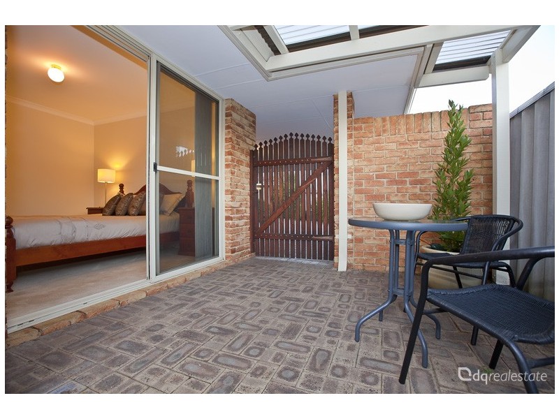 14 Manning Rise, Woodvale WA 6026