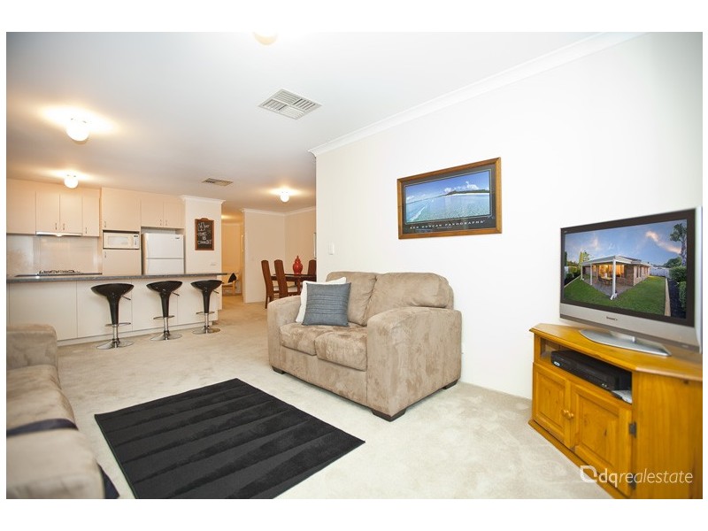 14 Manning Rise, Woodvale WA 6026