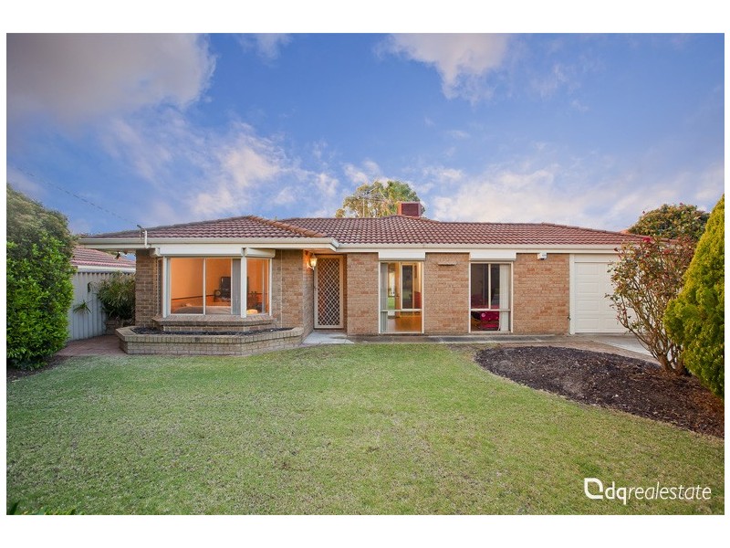 6 Dimitrios Court, Hocking WA 6065