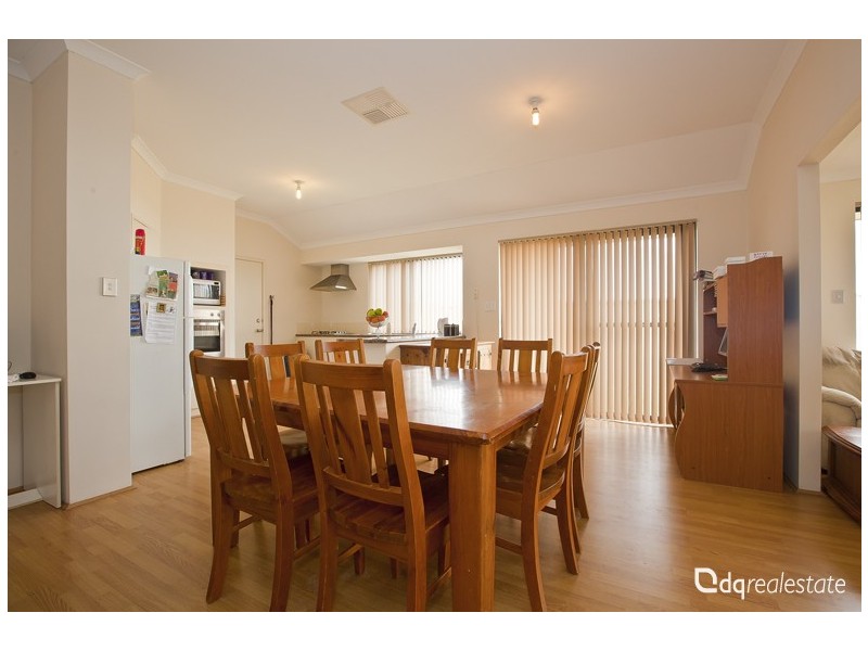 7 Cozens Road, Tapping WA 6065