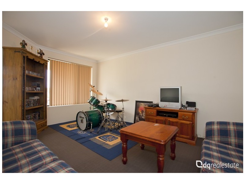7 Cozens Road, Tapping WA 6065