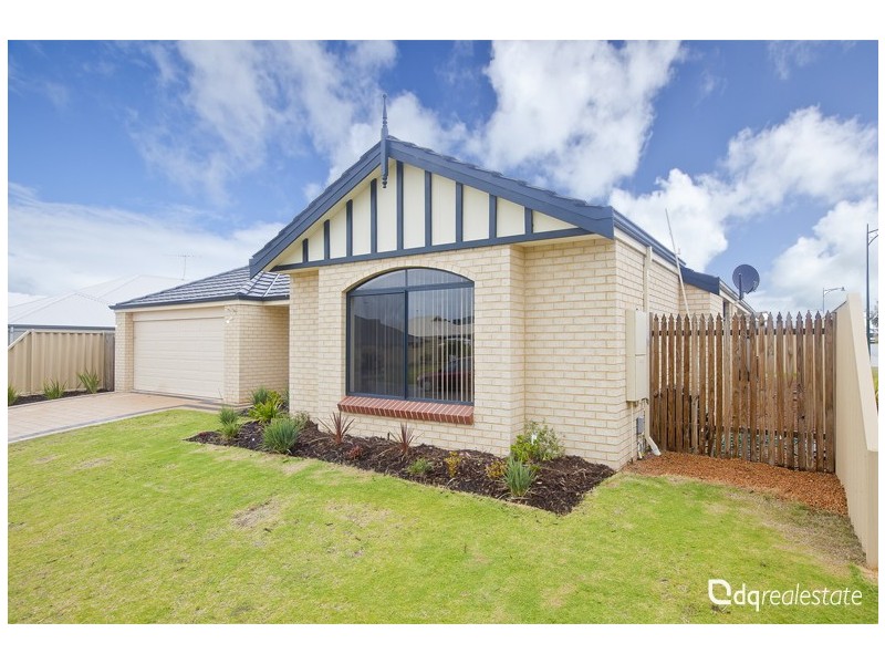 7 Cozens Road, Tapping WA 6065
