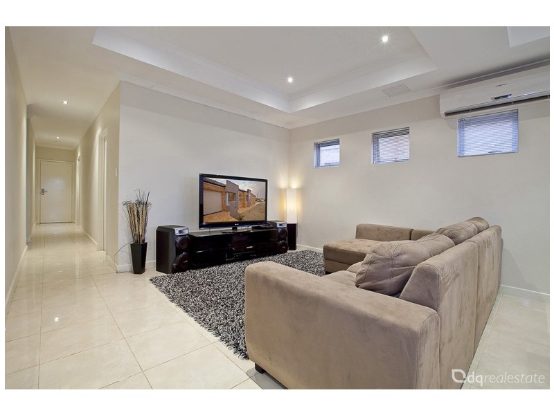 33 Halland Way, Westminster WA 6061