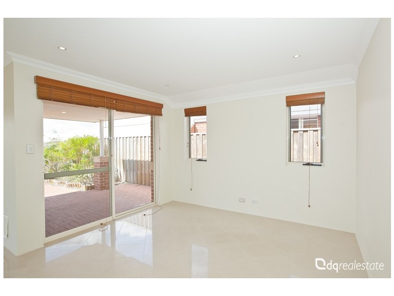 4/36 Farmaner Parkway, Ellenbrook WA 6069
