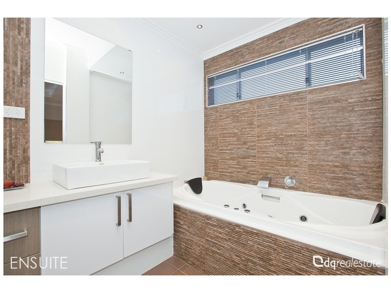 479 Kingsway, Landsdale WA 6065