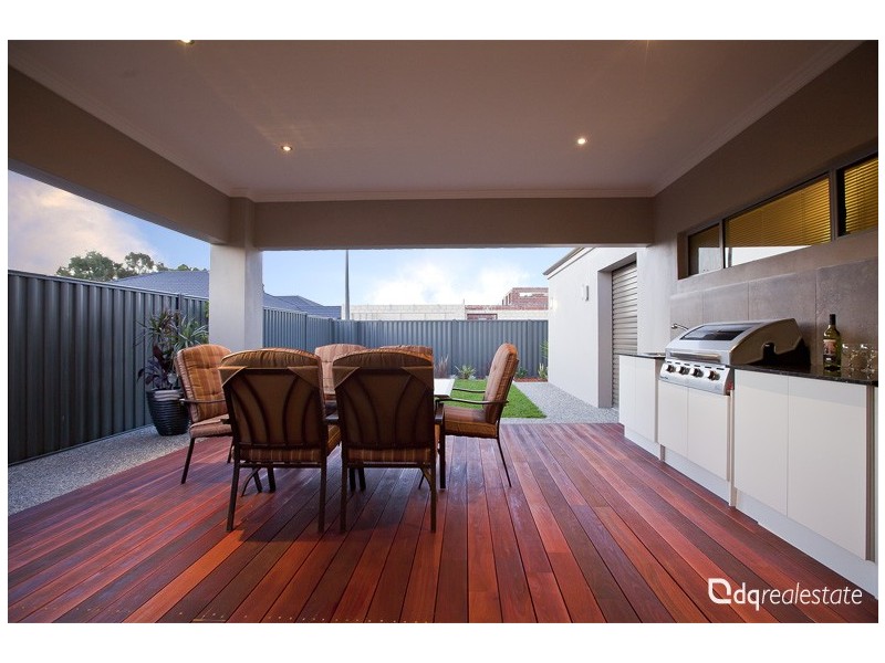 479 Kingsway, Landsdale WA 6065