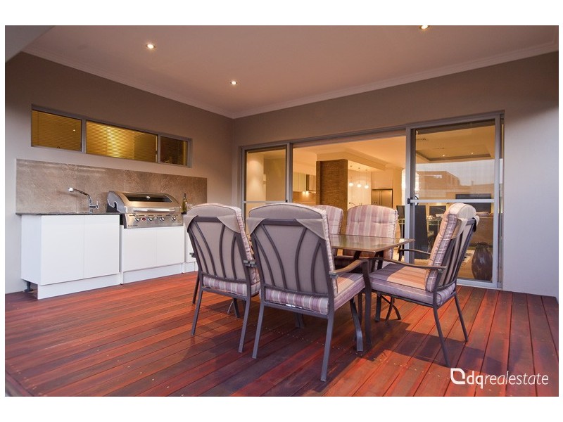 479 Kingsway, Landsdale WA 6065