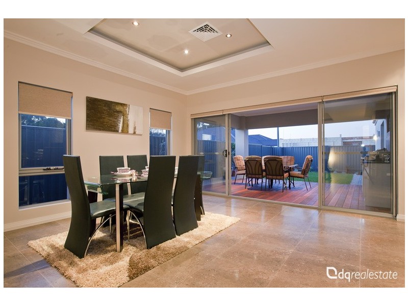 479 Kingsway, Landsdale WA 6065