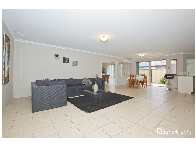 8 Goshawk Street, Tapping WA 6065