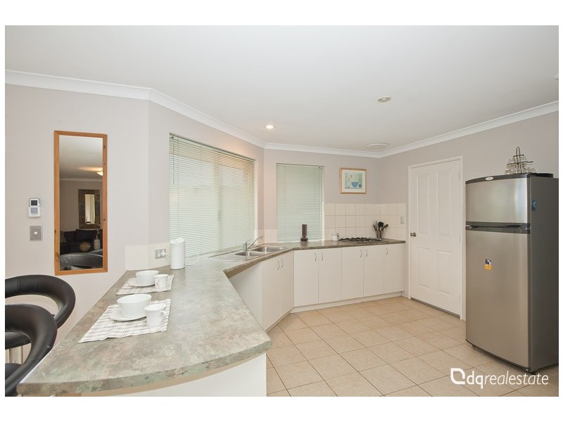 8 Goshawk Street, Tapping WA 6065