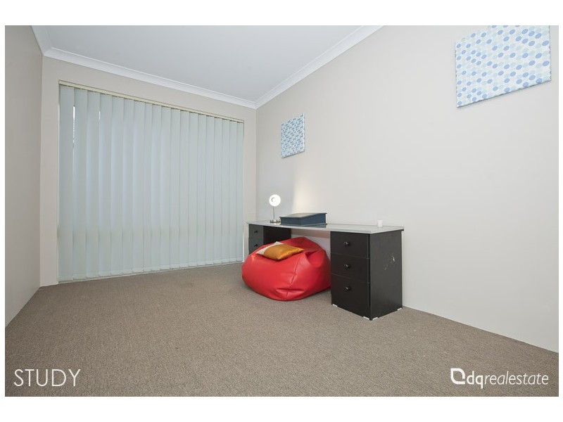 8 Goshawk Street, Tapping WA 6065