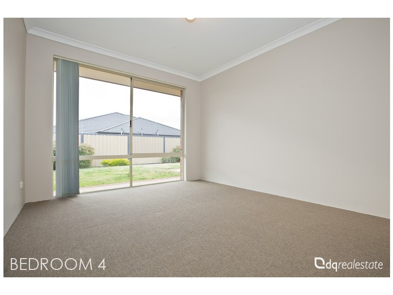 8 Goshawk Street, Tapping WA 6065