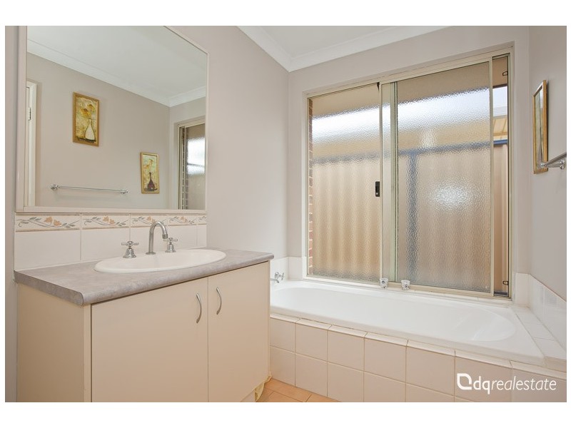 8 Goshawk Street, Tapping WA 6065