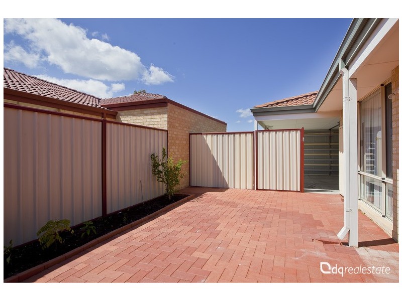 67 Clarkson Ave, Tapping WA 6065