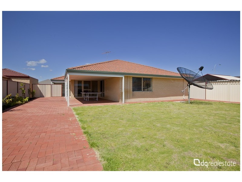 67 Clarkson Ave, Tapping WA 6065