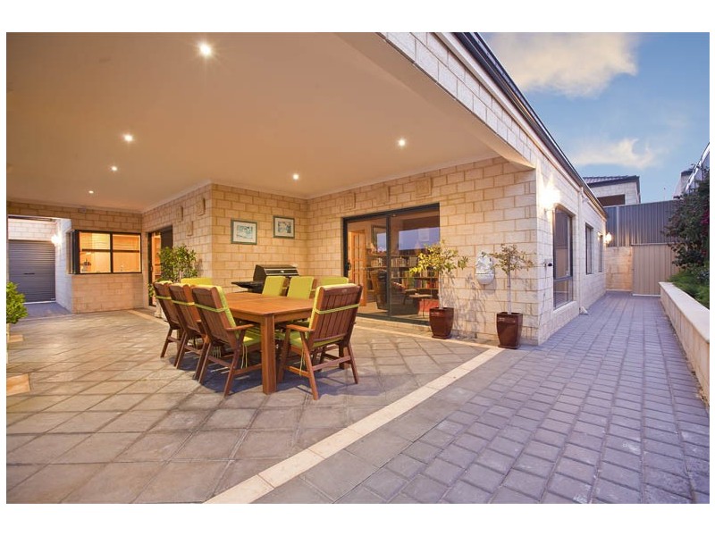 4 Scido Rise, Darch WA 6065