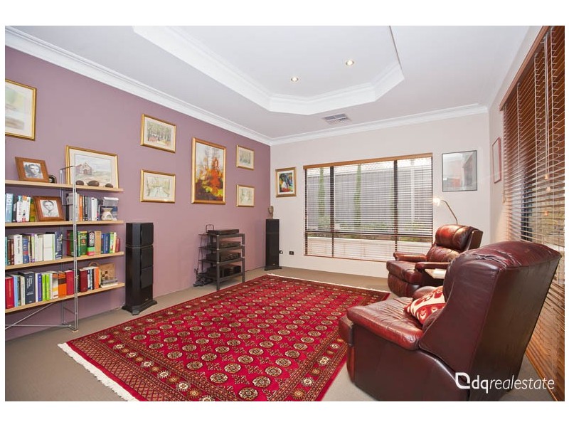 4 Scido Rise, Darch WA 6065