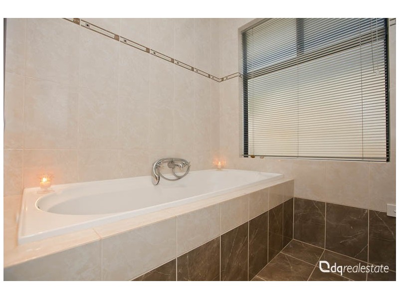 4 Scido Rise, Darch WA 6065