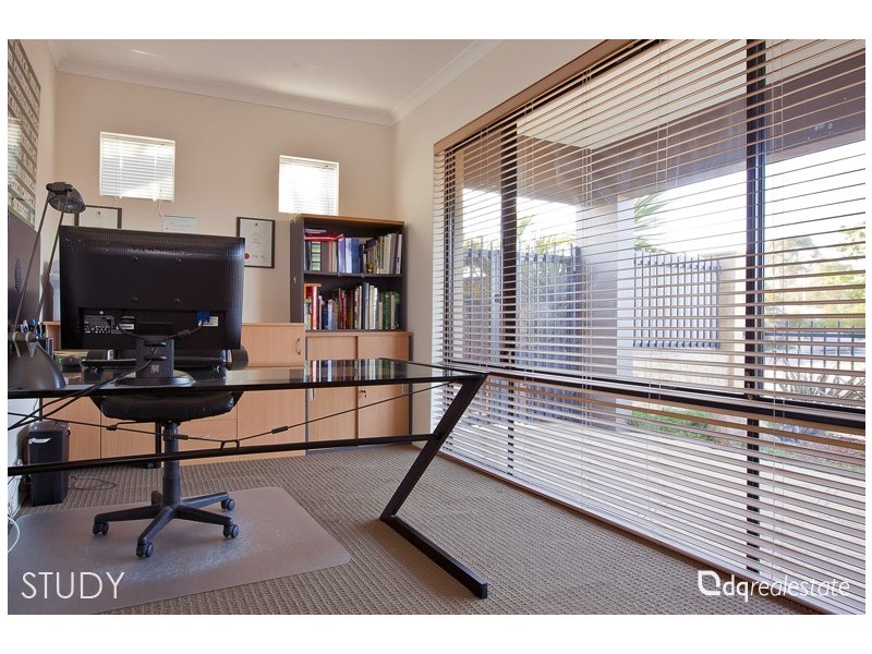 21 Sabina Park Drive, Madeley WA 6065