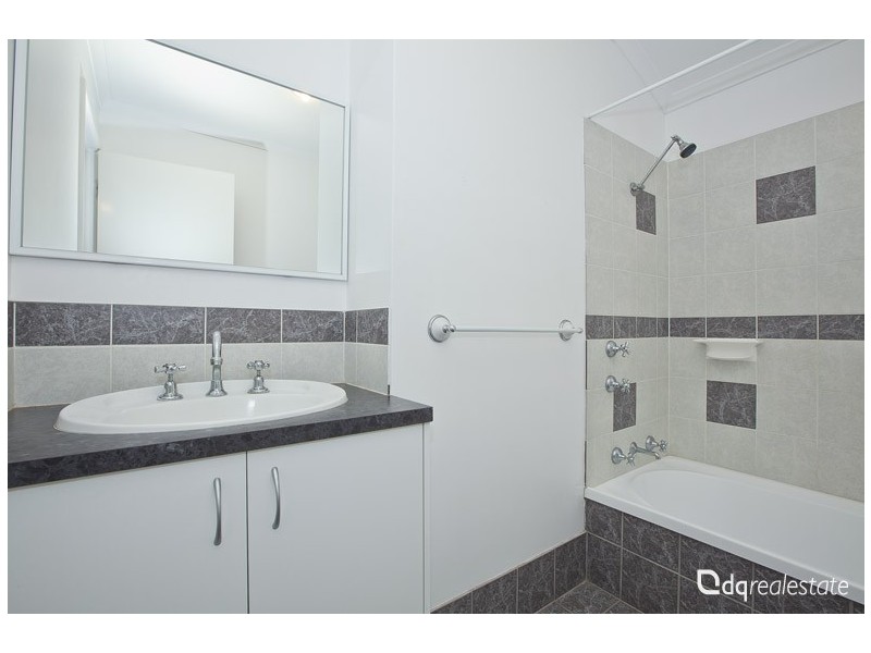 95 East Road, Hocking WA 6065