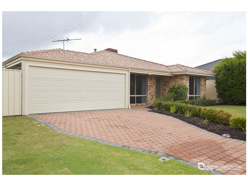 95 East Road, Hocking WA 6065