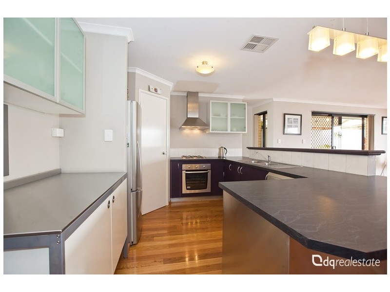 45 Clarafield Meander, Tapping WA 6065