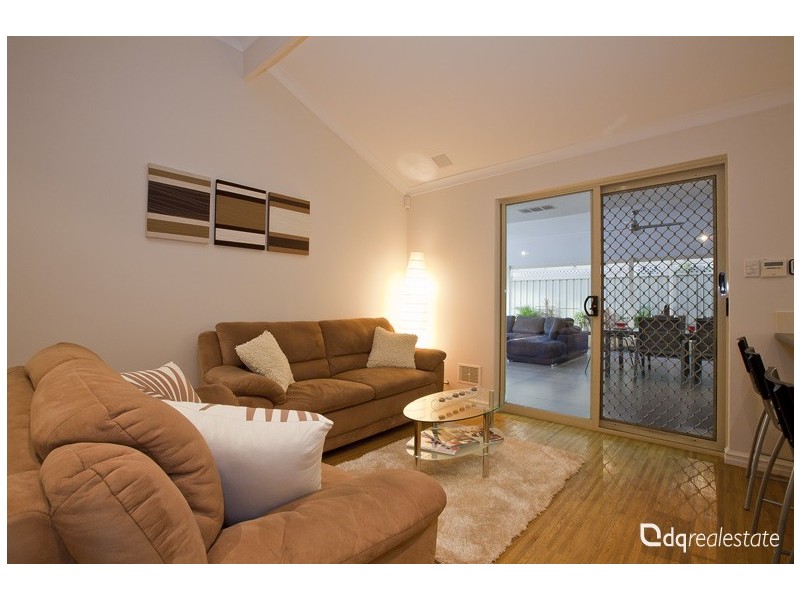 18 Voltaire Cres, Ridgewood WA 6030