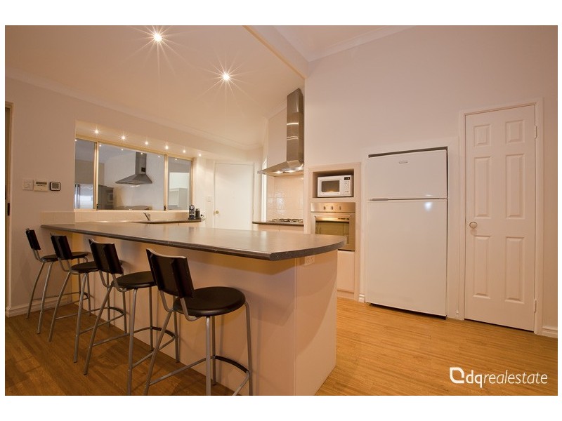 18 Voltaire Cres, Ridgewood WA 6030