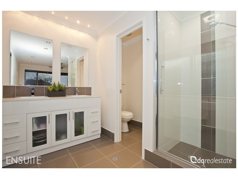 18 Voltaire Cres, Ridgewood WA 6030