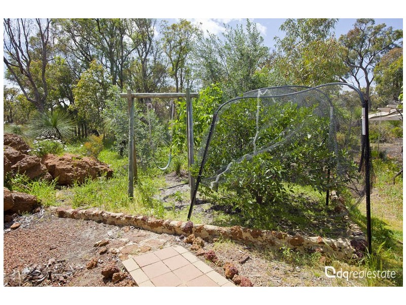 332 Powderbark Road, Lower Chittering WA 6084
