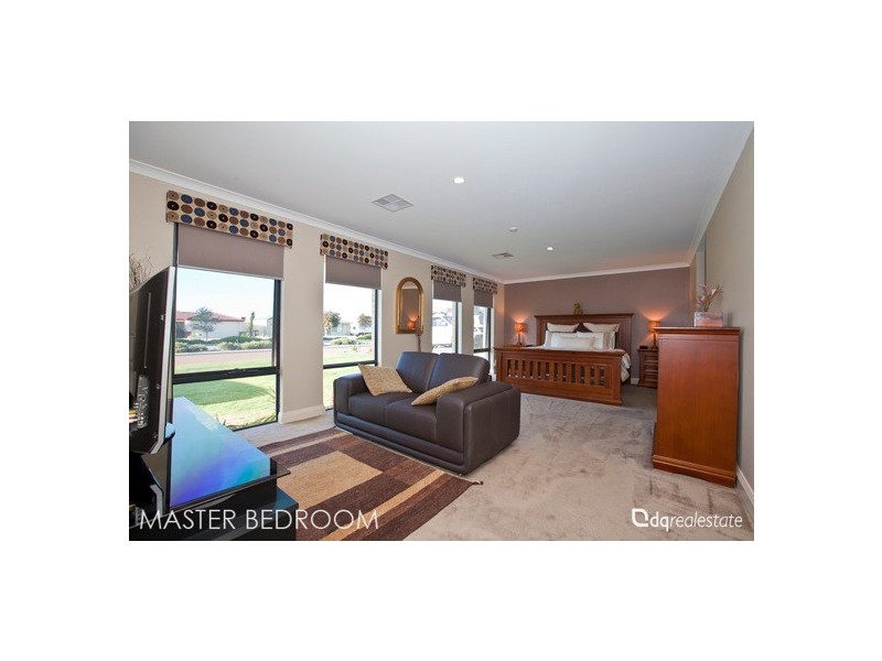 74 Clarkson Avenue, Tapping WA 6065