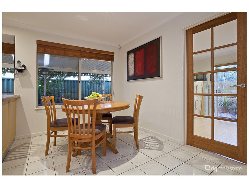 42 Plumdale Way, Woodvale WA 6026