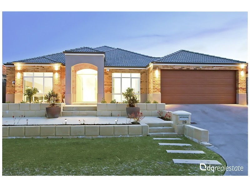 39 Bramley Loop, Madeley WA 6065