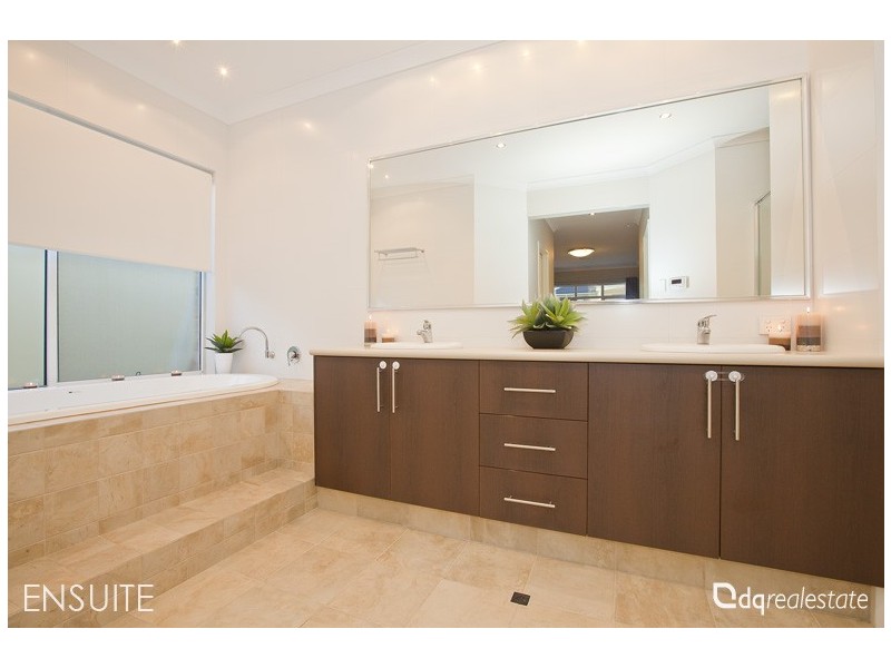 39 Bramley Loop, Madeley WA 6065