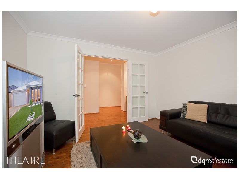 72 Wicklow Circle, Darch WA 6065
