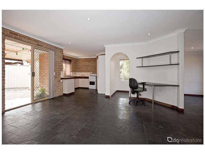 2 Gazelle Place, Marangaroo WA 6064