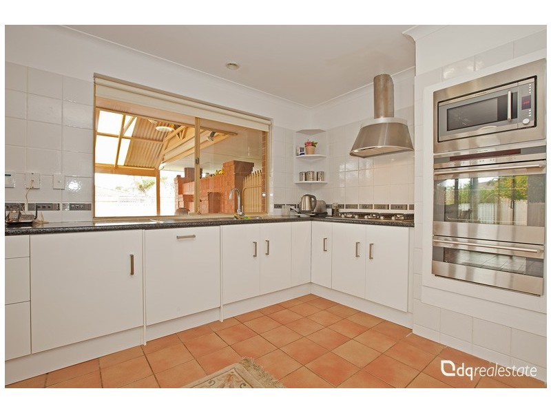 15 Acheson Crescent, Woodvale WA 6026