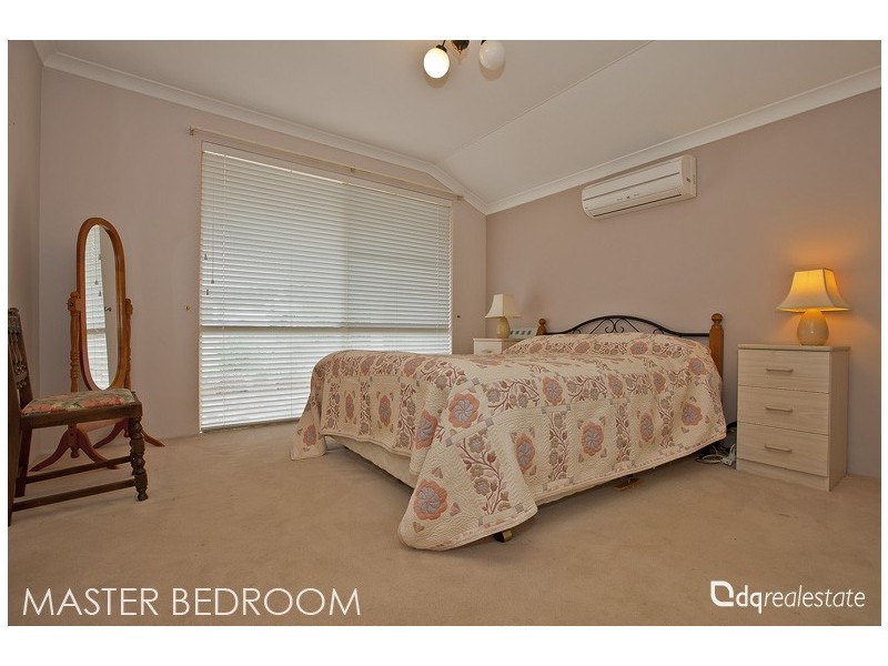 15 Acheson Crescent, Woodvale WA 6026