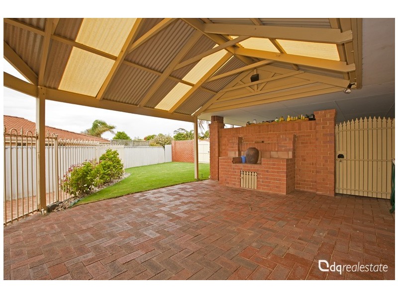 15 Acheson Crescent, Woodvale WA 6026