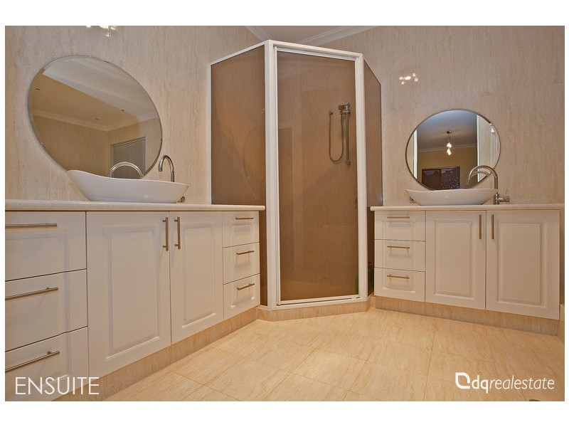 18 Evington Pass, Landsdale WA 6065