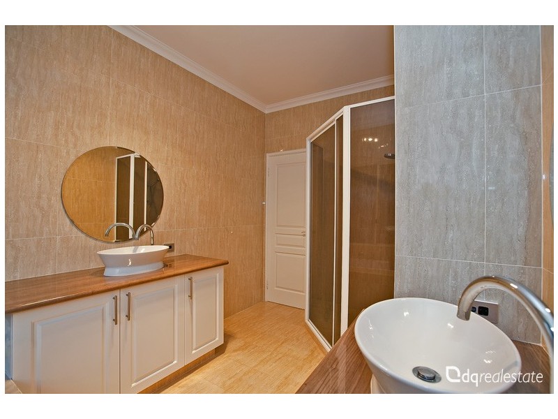 18 Evington Pass, Landsdale WA 6065