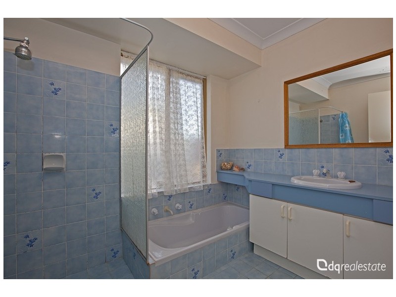 1 Westhaven Drive, Woodvale WA 6026