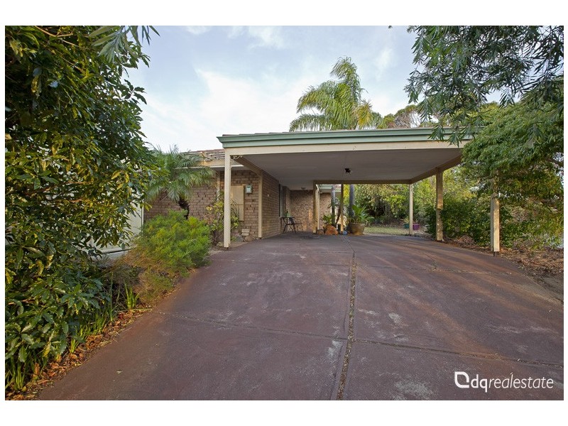 1 Westhaven Drive, Woodvale WA 6026