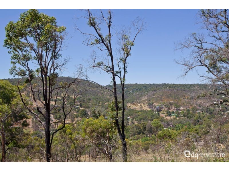 10 Rowley Street, Kelmscott WA 6111
