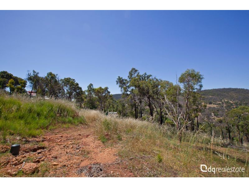 10 Rowley Street, Kelmscott WA 6111