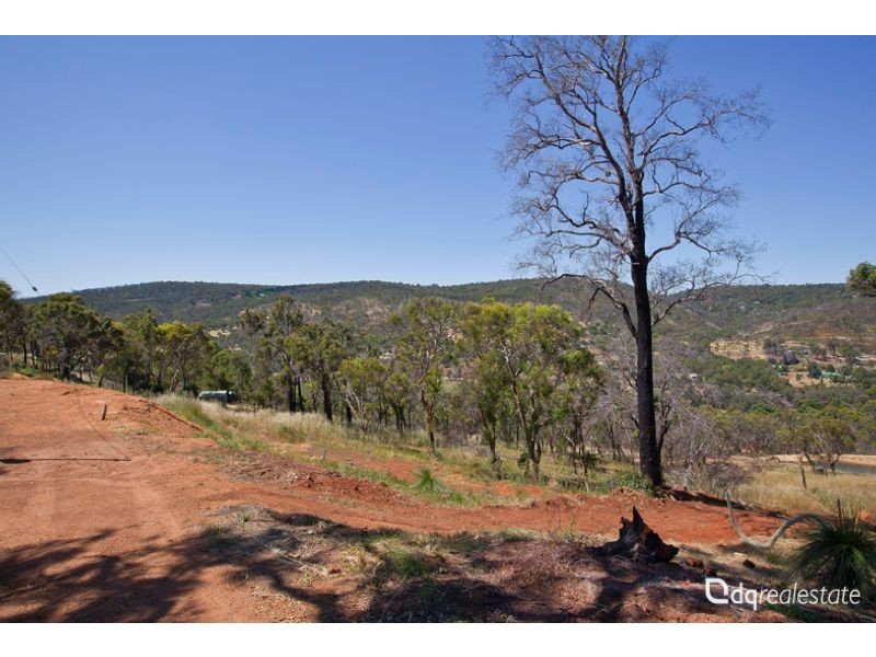 10 Rowley Street, Kelmscott WA 6111